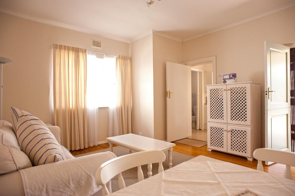 Squirrels Way Cottages كيب تاون الغرفة الصورة