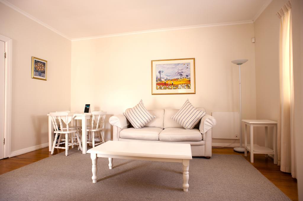 Squirrels Way Cottages كيب تاون الغرفة الصورة